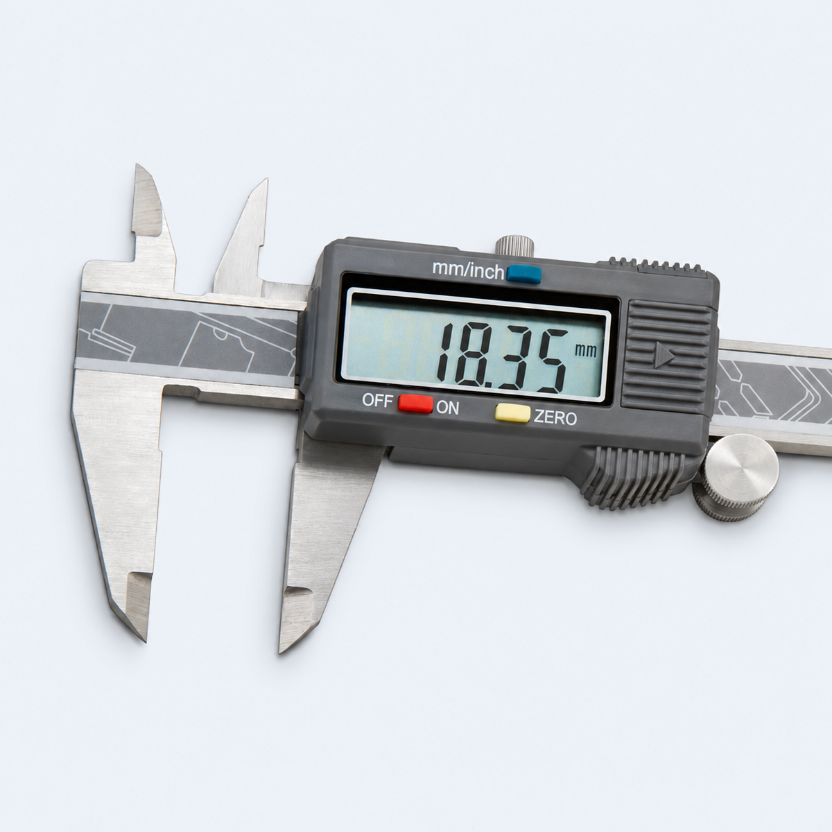 Detalhe do visor de dígitos grandes Kingtools